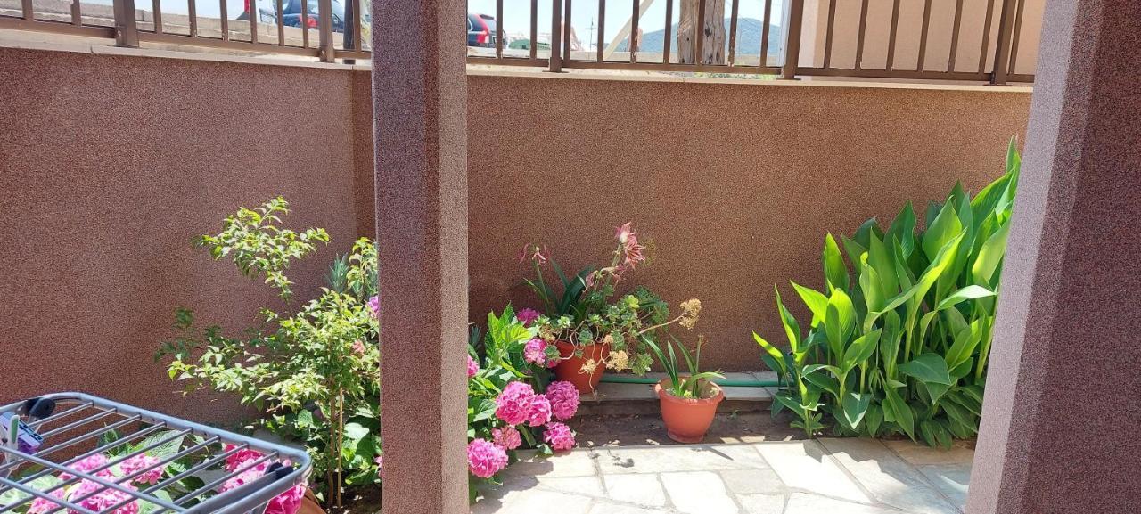Stavros House Apartamento Sarti Exterior foto